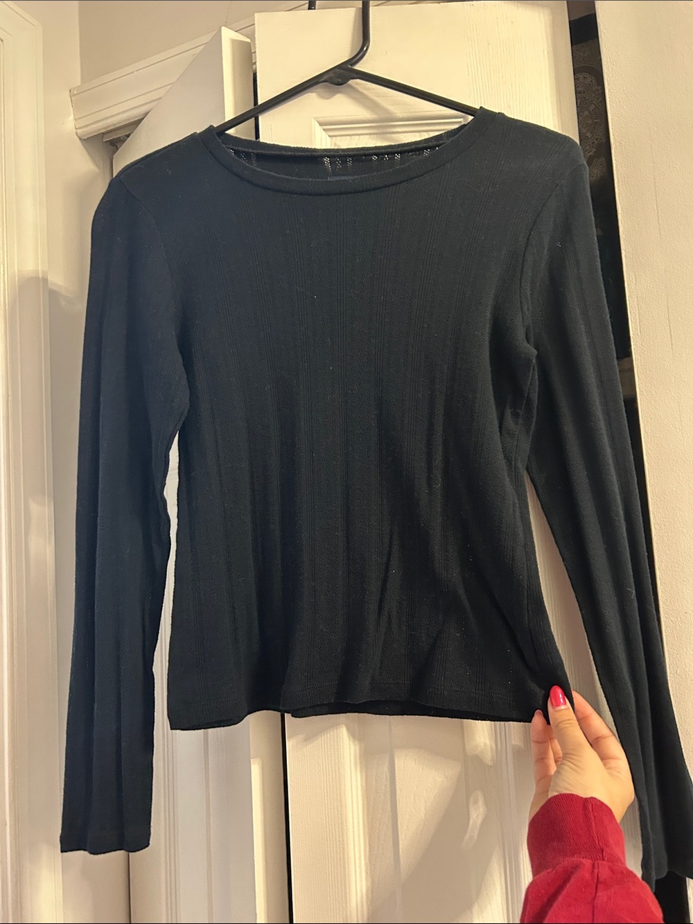 American Eagle Outfitters Black Ribbed Long-Sleeve Crewneck Top